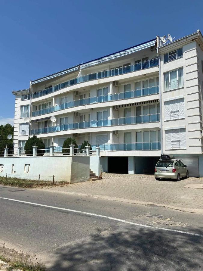 Aqua Blue Apartment Peštani Exteriör bild